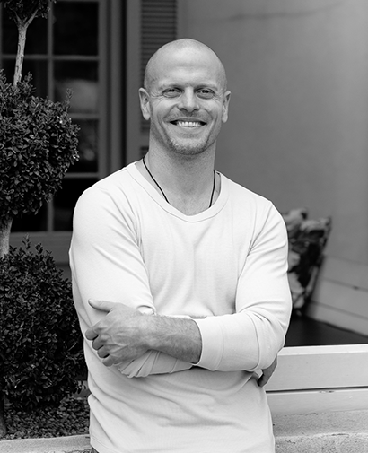 177535ad-e0b4-4c79-afe1-a0e1ac0dda01_AG_WebAssets_TimFerriss_desktop_410x505.png